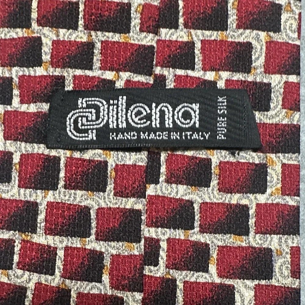 Dilena Italy‎ Silk Tie Red Black Geometric Necktie Made in Italy 60x3.9in
